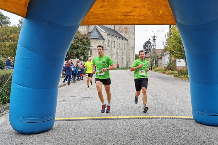 I. Tüdőlebeny Futóverseny Lébény - célfotók