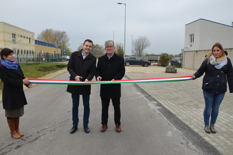 Vámosszabadi régi álma vált valóra az iparterület fejlesztésével