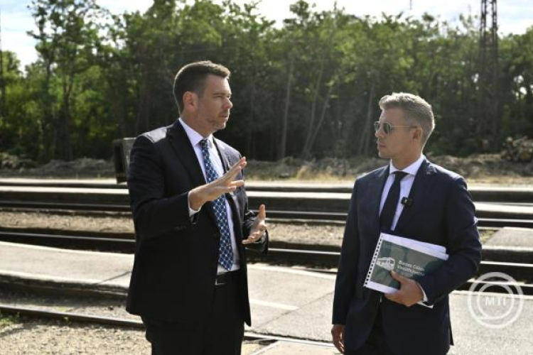 Vitézy Dávid ismertette a vasútfejlesztés tízéves programját, az M3-as metró meghosszabbítását is bejelentette