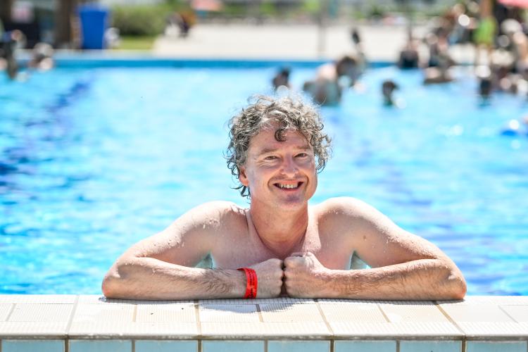 „Gyógyvíz, palacsinta és humorfürdő”